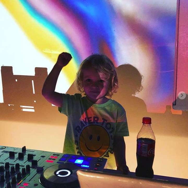 <p>Ini Archie, balita asal Berkshire Inggris yang jago nge-dj. (Foto: Instagram @iamdjarchie)</p>