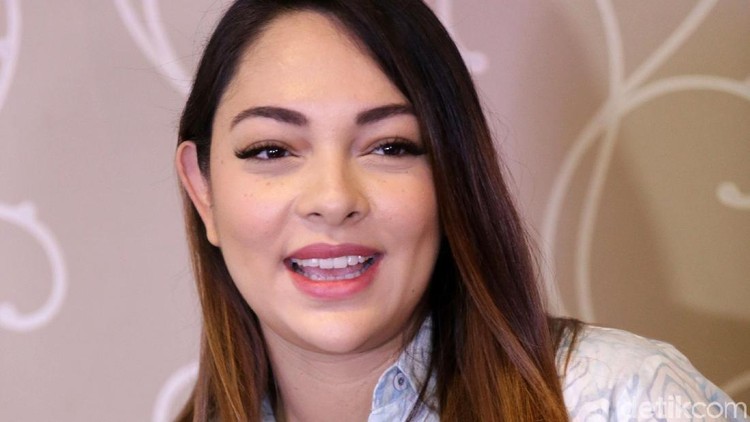 Cerita dr Reisa tentang Beda Alergi Kedua Anaknya Apakah si kecil punya alergi? Bunda nggak sendirian kok. Banyak ibu yang mengalaminya juga, seperti dr Reisa Broto Asmoro nih.