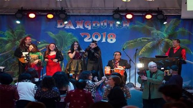 KBRI Den Haag menggelar acara bertajuk DangDutch 2018 di hari pertama Musim Semi. Lagu-lagu seperti Kopi Dangdut, Mbah Dukun, dan Cucak Rowo berkumandang.