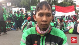 Cerita Surya, Konvoi Cirebon-Jakarta Ikut Demo Ojek Online