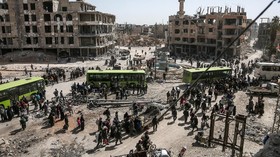 FOTO: Seratus Bus Penyelamat Ribuan Warga Ghouta