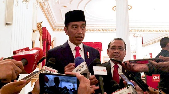 Usai gelaran pilpres kemarin, Jokowi pagi ini menggelar rapat terbatas bersama sejumlah menteri membahas tambahan kuota haji dan rencana investasi Arab Saudi.