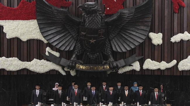 Wakil Ketua MPR Ahmad Basarah menegaskan Pancasila penting tak hanya sebagai ideologi negara, namun juga menangkal kampanye LGBT.