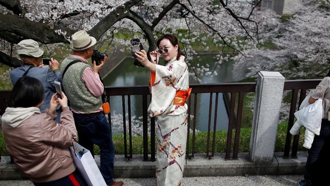 Liburan ke Jepang Makin Mahal: Pajak Hotel Naik, JR Pass Melonjak, Pajak Keberangkatan Naik 3 Kali Lipat