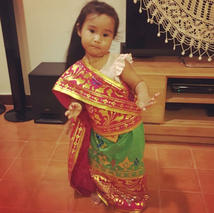 <p>Wah, kayaknya bakat seni Bunda Happy menurun ke si imut Kina nih. (Foto: Instagram/happysalma)</p>