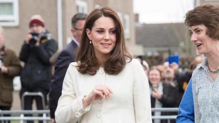 Anak ketiga Pangeran William dan Kate Middleton diperkirakan akan lahir bulan ini. Nah, seperti apakah rencana proses persalinan Kate?