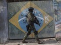 FOTO: Kala Militer Brasil Kuasai Keamanan Rio de Janeiro