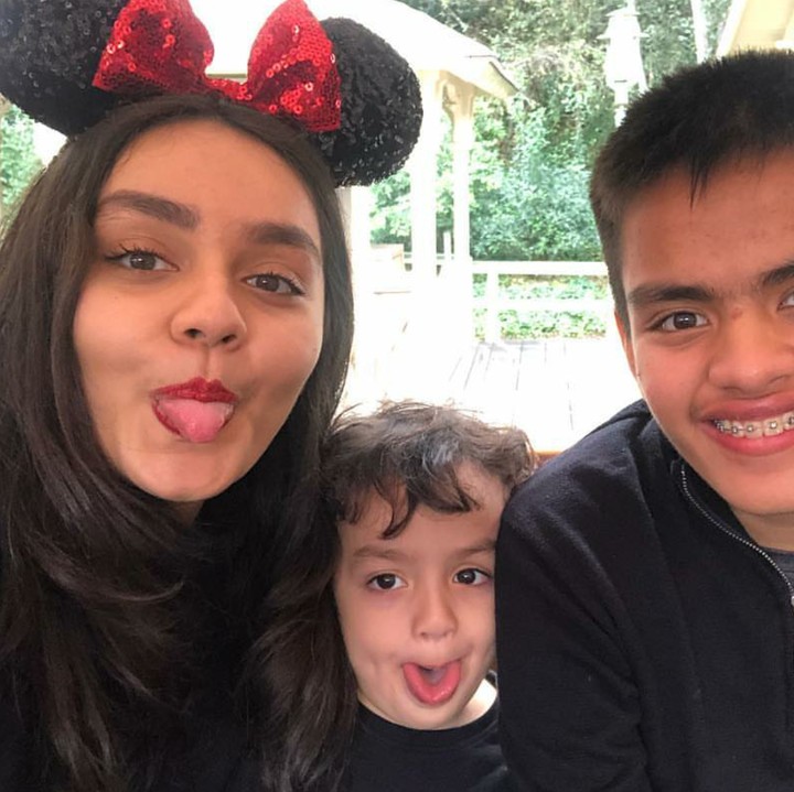 <p>Ini adalah ketiga anak Ferdy yaitu Farah, Fahri, dan Fasha. (Foto: Instagram/ferdyhasan)</p>