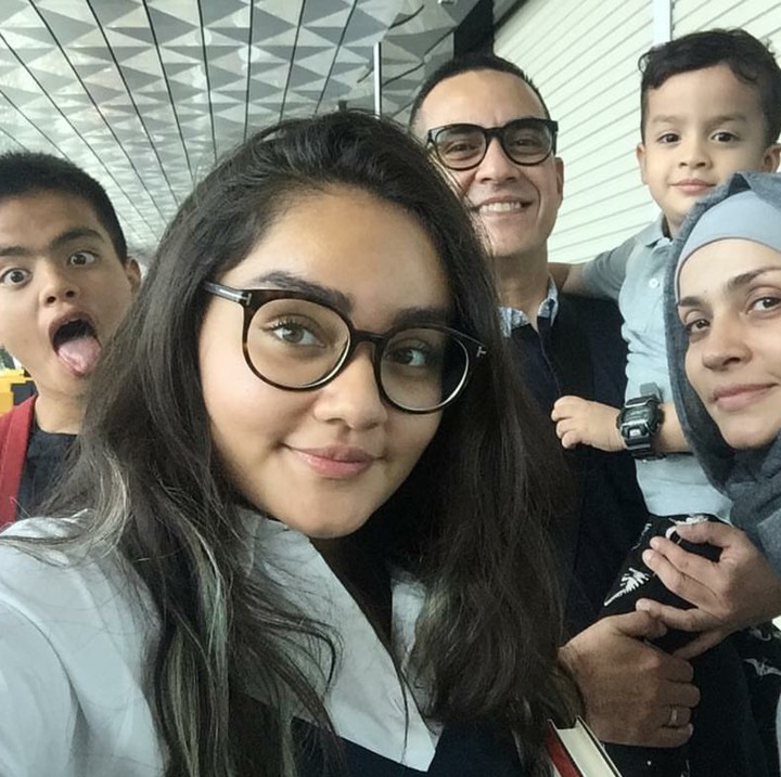 <p>Meski masing-masing sibuk dengan kegiatannya, mereka nggak lantas melupakan quality time keluarga. (Foto: Instagram/ferdyhasan)  </p>