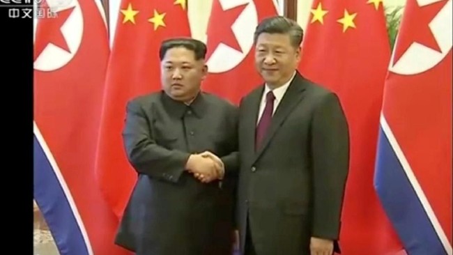 China mendesak AS dan Korut tetap berdialog meski pertemuan bersejarah antara Presiden Donald Trump dan Kim Jong-un batal digelar.