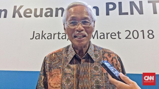 Peningkatan biaya energi primer batu bara menggerus laba bersih PT PLN (Persero) dari Rp8,15 triliun pada 2016 menjadi Rp4,42 triliun pada 2017.