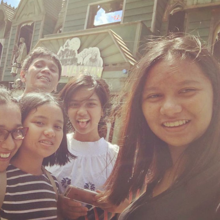 Shahnaz bersama squad lengkap ketika liburan. (Foto: Instagram/shahnaz.haque)