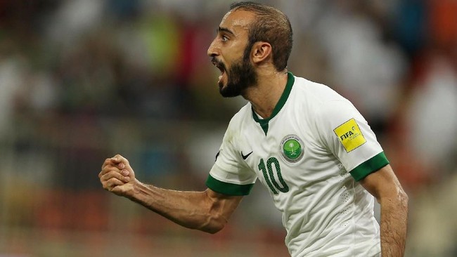 Timnas Arab saudi menitip striker mereka, Mohammed Al-Sahlawi, melakukan latihan intensif selama tiga pekan di Manchester United.