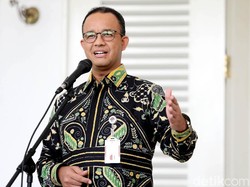 Anies Anjurkan Warga Beribadah di Masjid Selama Ramadan