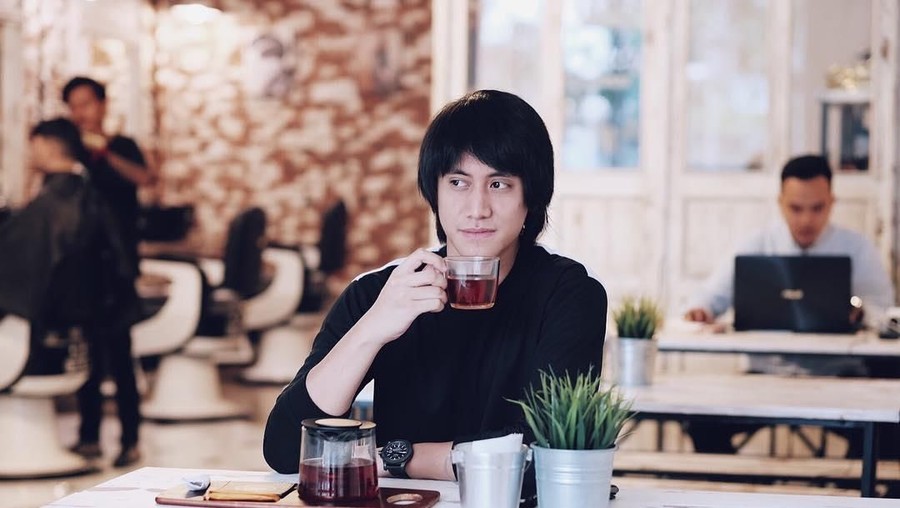 kevin aprilio
