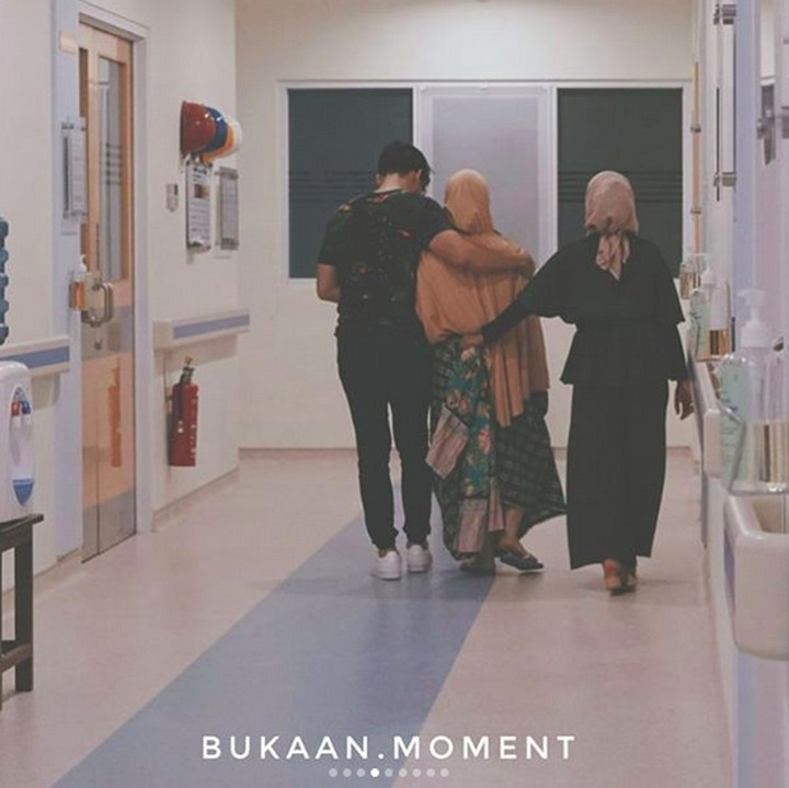 <p>Begini saat-saat Nycta Gina merasakan kontraksi hingga akhirnya dia melahirkan sang putri, Lembar Putih Trinycta di tanggal 27 Maret 2018. (Foto: Instagram/ @missnyctagina)</p>