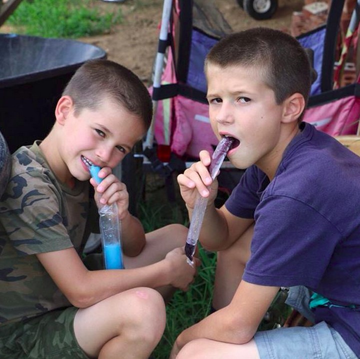 <p>Kalau makan popsicle, kita bisa ikutan happy kayak anak-anak ini nih. (Foto: Instagram/ @jjwilliamsplus9)  </p>