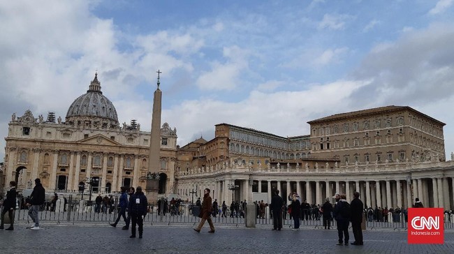 Paus Benediktus XVI disebut telah mengetahui kasus pelecehan anak yang dilakukan pastor ketika ia memimpin Keuskupan Agung di Munich.