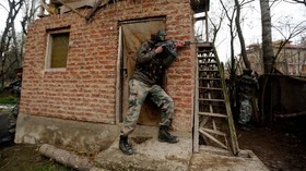 Baku Tembak di Kashmir, 3 Militan dan 1 Serdadu India Tewas