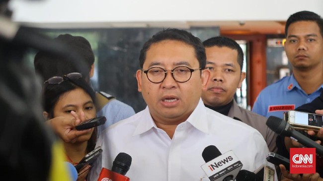 Wakil Ketua Umum Gerindra Fadli Zon menyebut Luhut Binsar Panjaitan tidak mengajak Gerindra berkoalisi saat bertemu Prabowo Subianto, pekan lalu.