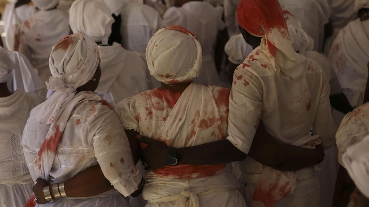 FOTO: Ritual Pengikut Voodoo Rayakan Paskah