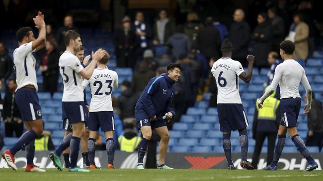 FOTO: Tottenham Kalahkan Chelsea di Derby London