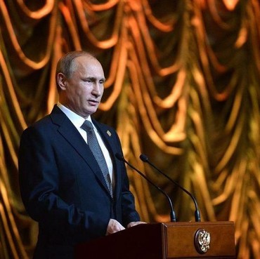 Benarkah Vladimir Putin Lepas 800 Singa Agar Warga Tak Keluar Rumah?