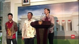 VIDEO: Marcus Gideon Antar Undangan Pernikahan ke Jokowi