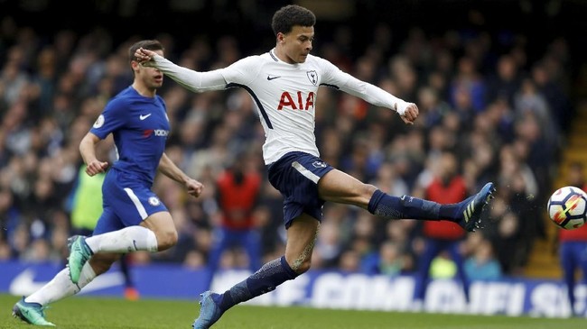 Gelandang serang Tottenham Hotspur, Dele Alli, mengatakan bisa menjadi salah satu anggota geng seandainya ia gagal berkarier di sepak bola.