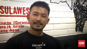 Rio Dewanto Dirumorkan Main Film Bareng Donghae 'SuJu'