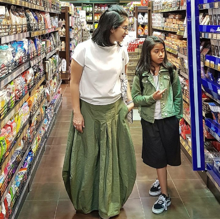 <p>Kira-kira Jemima minta dibeliin apa ya? (Foto: Instagram/novitaangie)</p>