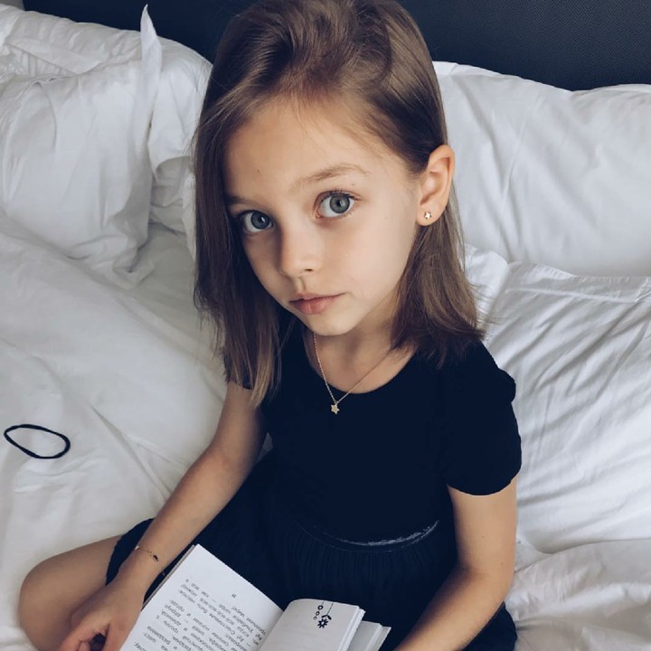 <p>Anna bercita-cita ingin menjadi balerina, model, dan desainer pakaian. (Foto: Instagram/annapavaga)</p>