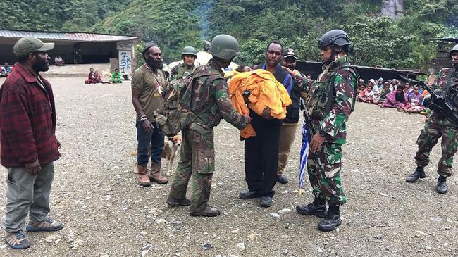 Dua Prajurit TNI di Papua Tewas Ditembak Kelompok Bersenjata