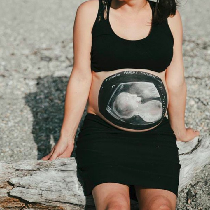 <p>Setelah difoto, ibu akan difoto. Umumnya sih lokasi foto dilakukan di luar ruangan dan bernuansa alam. (Foto: Facebook/ Beautiful Bumps Wanaka)</p>