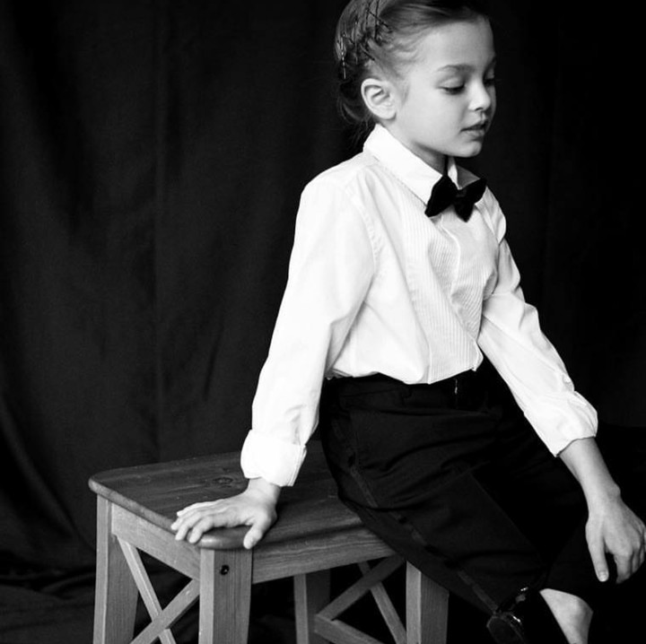 <p>Anna yang lahir di St. Petersburg, Rusia ini, sejak kecil memang menunjukkan bakat jadi model. Nggak heran foto-fotonya banyak menghiasi majalah fashion terkemuka. (Foto: Instagram/annapavaga)</p>