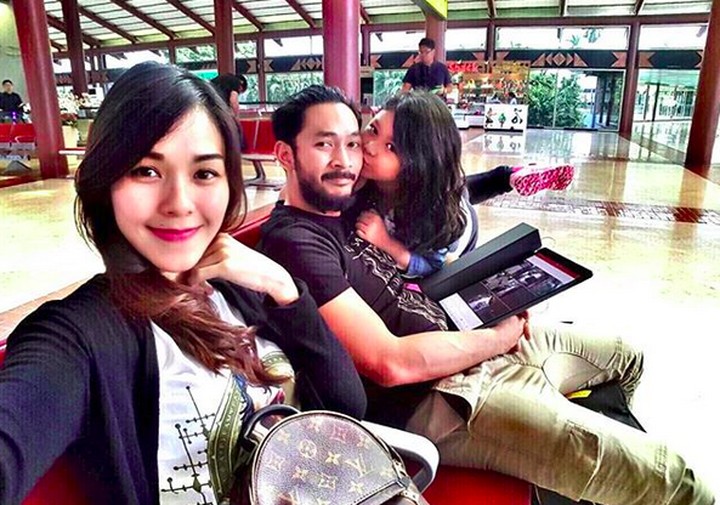So Sweet! Begini Potret Harmonis Keluarga Uki 'NOAH'