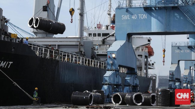 Kementerian Perindustrian berencana melebarkan tujuan pelayaran barang rute langsung (direct call) ke Rotterdam, Eropa.