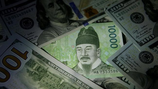 Dolar AS Jeblok, Rupiah & Mata Uang Asia 'Pesta Pora'