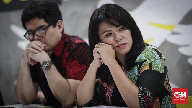 Melalui postingan di akun instagram pribadinya, @fifiletytjahajapurnama menegaskan bahwa isu tersebut tidak benar.