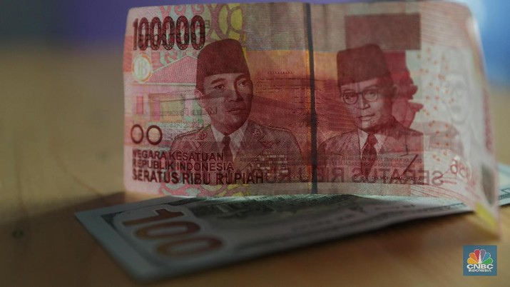 Kurs Dolar Singapura Menguat Tipis Setelah KO Empat Hari