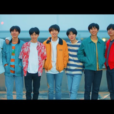 Lirik Lagu Mikrokosmos - BTS