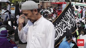 FOTO: Aksi 64 Tuntut Sukmawati Dibui