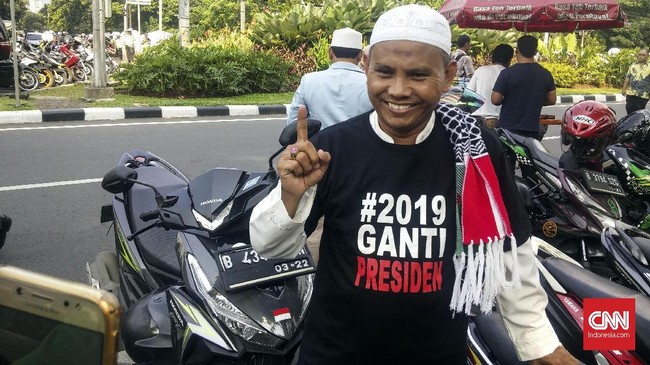 Kementerian Dalam Negeri menilai gerakan #2019GantiPresiden melanggar etika politik jika dimaksudkan sebagai kampanye politik.