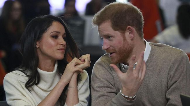Kakak tiri Meghan Markle menulis surat terbuka kepada Pangeran Harry yang menyebut adiknya bukan perempuan yang tepat untuknya.