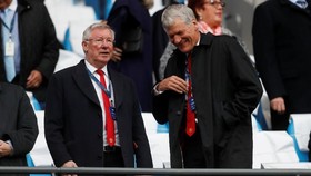 Sir Alex Ferguson Masih Butuh Perawatan Serius