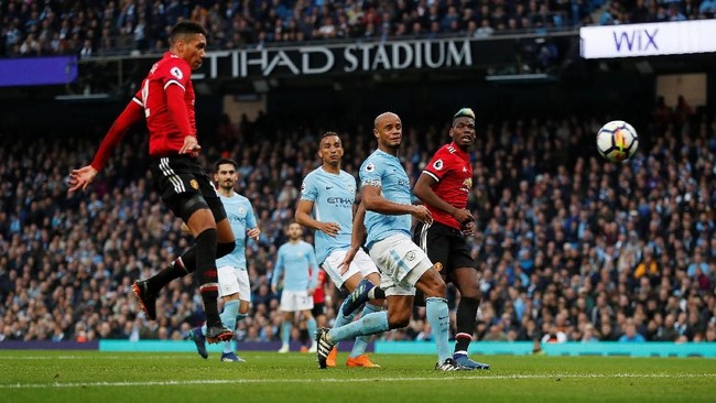 Manajer Manchester United Joses Mourinho justru mengucapkan selamat kepada Manchester City setelah meraih kemenangan 3-2 di Stadion Etihad.