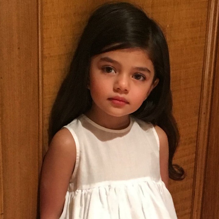 <p>Rambut tebalnya bikin iri deh, he-he. (Foto: Instagram/samsaraleelayett)</p>