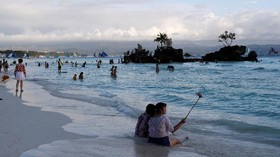 Pulau Boracay Kembali Dibuka akhir Oktober