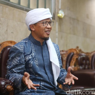 Zalim! Suara Keras Aa Gym Tahu Jenazah Perawat Ditolak karena Corona