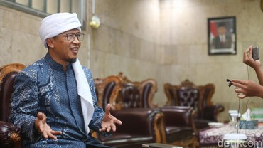 img-title Zalim! Suara Keras Aa Gym Tahu Jenazah Perawat Ditolak karena Corona